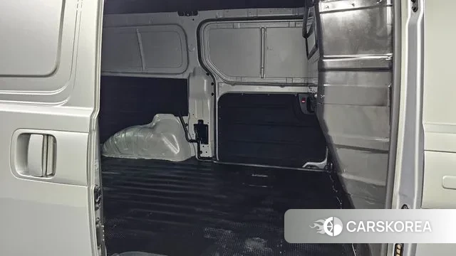 Hyundai The New Grand Starex 2021 Серебристо-серый из Кореи, фото 3