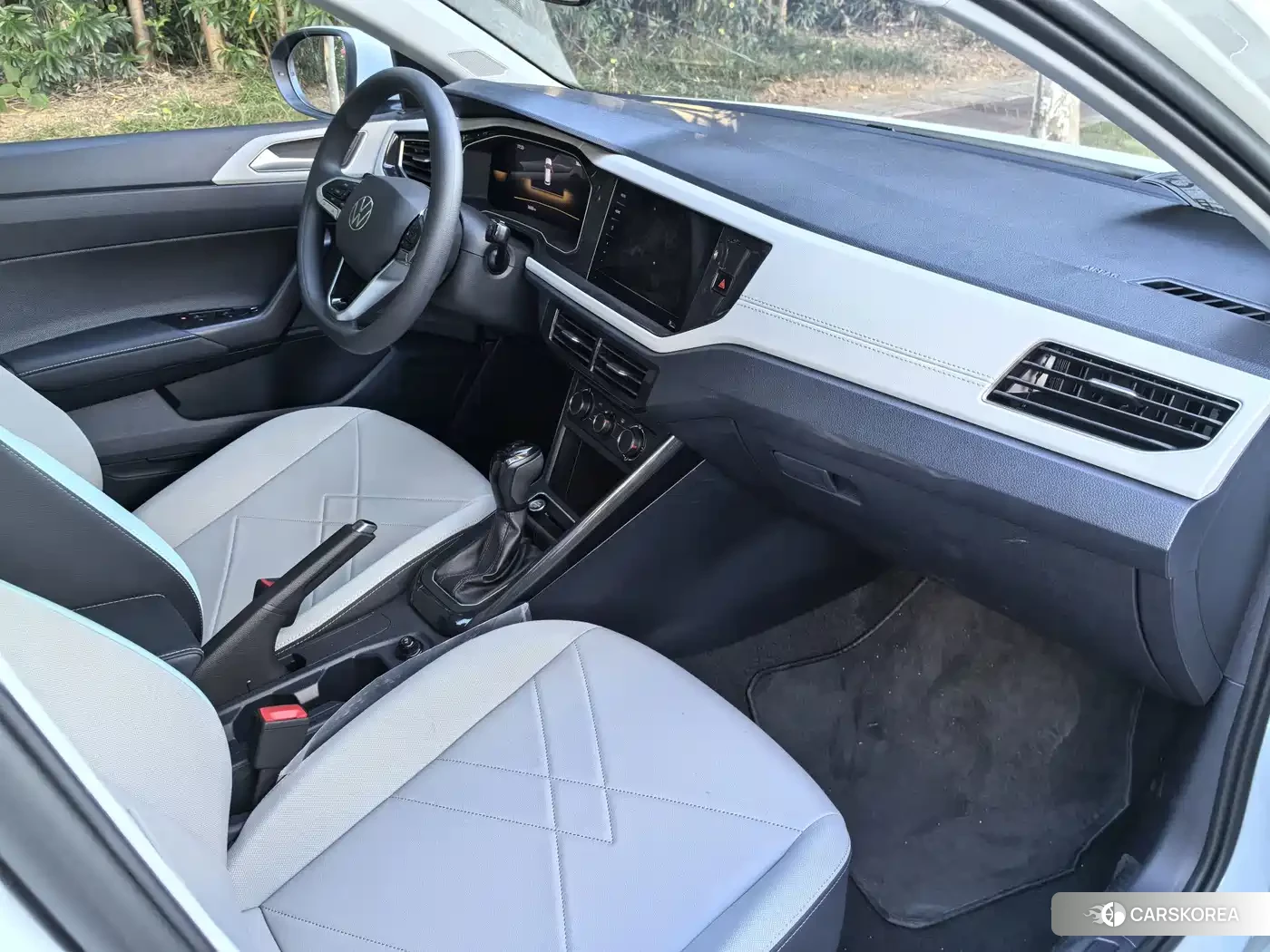Volkswagen Lavida 2025 Белый из Китая, фото 3