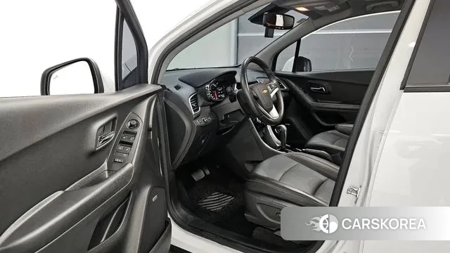 Chevrolet (GM Daewoo) The New Trax 2022 Белый из Кореи, фото 3