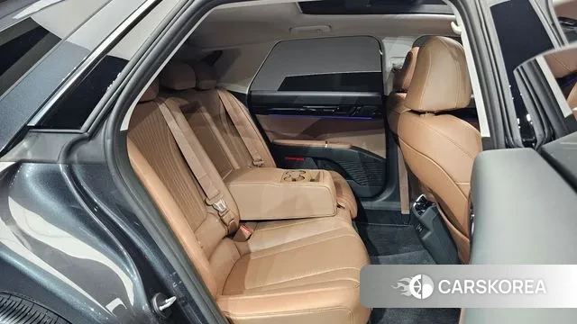 Hyundai Grandeur Hybrid (GN7) 2023 Серый из Кореи, фото 3