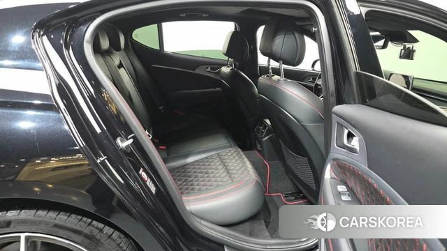 Genesis G70 2019 Черный из Кореи, фото 3