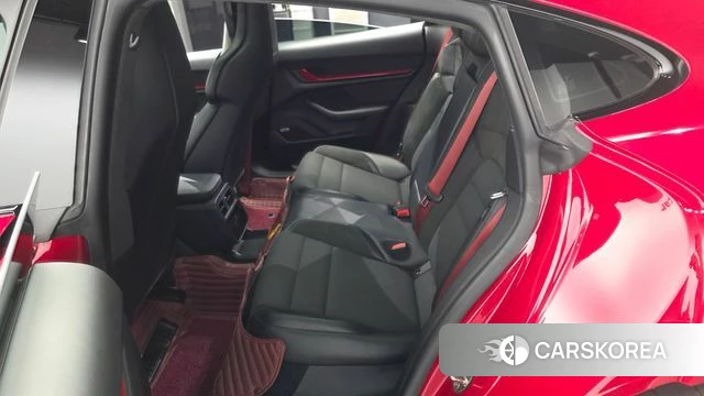 Porsche Taycan 2021 Красный из Кореи, фото 3