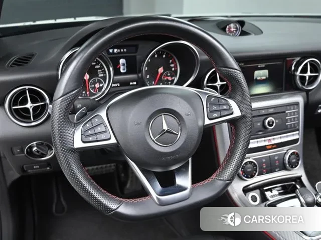 Mercedes-Benz SLC-Class R172 2019 Белый из Кореи, фото 3
