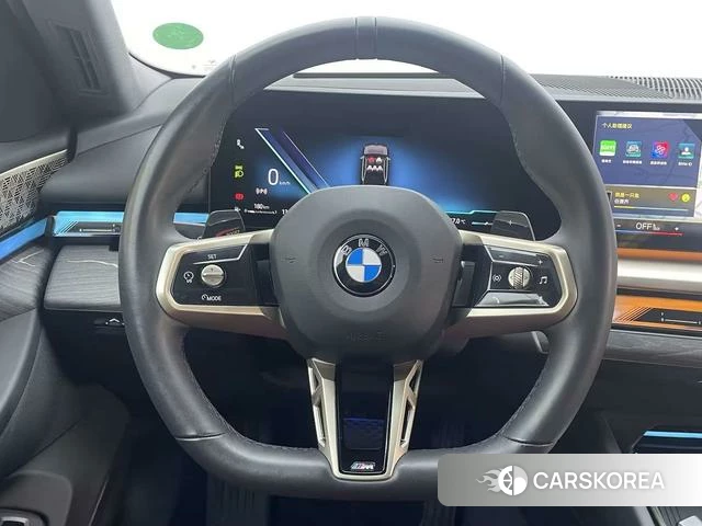 BMW 5 series 2025 Черный из Китая, фото 3
