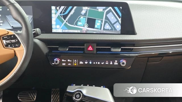 Kia EV6 2023 Черный из Кореи, фото 3