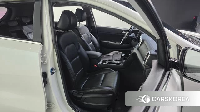Kia Sportage The Bold 2019 Белый из Кореи, фото 3