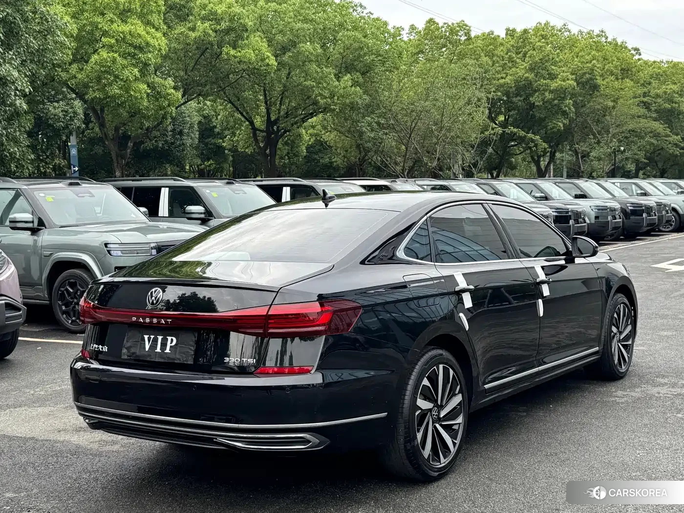 Volkswagen Passat 2024 Черный из Китая, фото 3