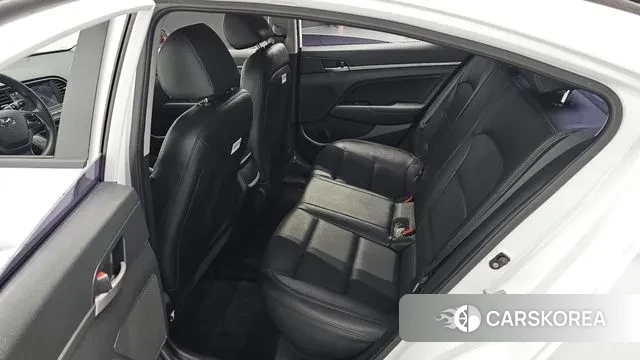 Hyundai Avante AD 2018 Белый из Кореи, фото 3