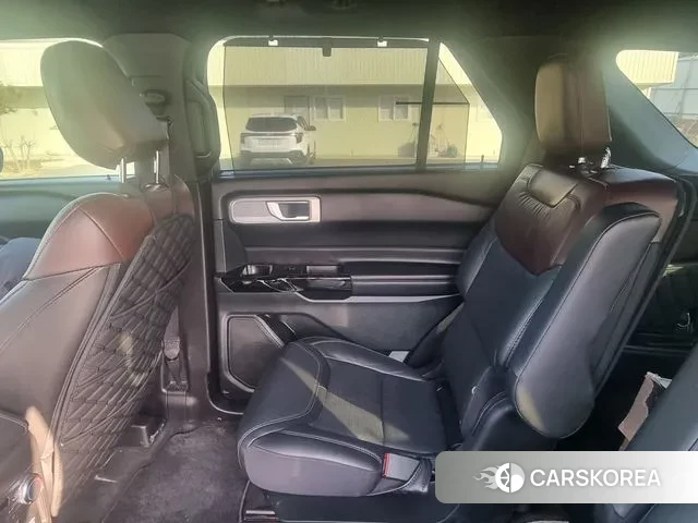 Ford Explorer 6th Generation 2022 Черный из Кореи, фото 3