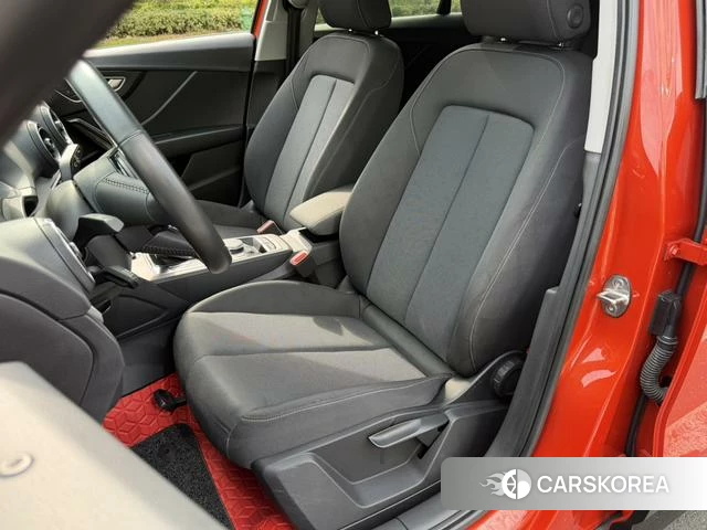 Audi Q2L 2021 Оранжевый из Китая, фото 3