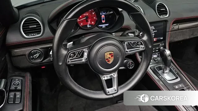 Porsche 718 Boxster 2018 Серебристо-серый из Кореи, фото 3