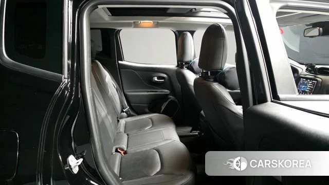 Jeep Renegade 2019 Черный из Кореи, фото 3