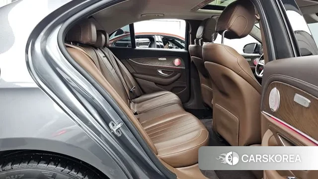Mercedes-Benz E-Class W213 2019 Серый из Кореи, фото 3
