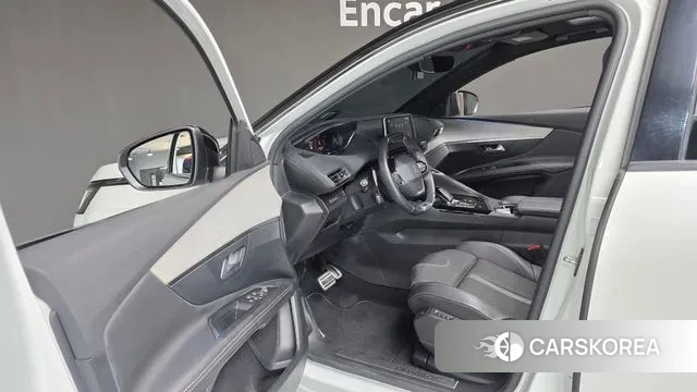 Peugeot 3008 second generation 2022 Белый из Кореи, фото 3