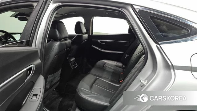 Hyundai Sonata (DN8) 2021 Серебряный из Кореи, фото 3