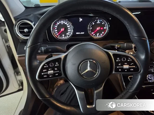 Mercedes-Benz E-Class W213 2019 Белый из Кореи, фото 3