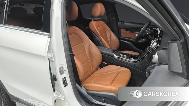 Mercedes-Benz GLC-Class X253 2021 Белый из Кореи, фото 3