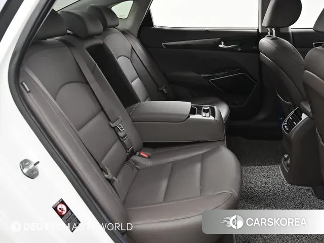 Kia Come New K7 2018 Белый из Кореи, фото 3