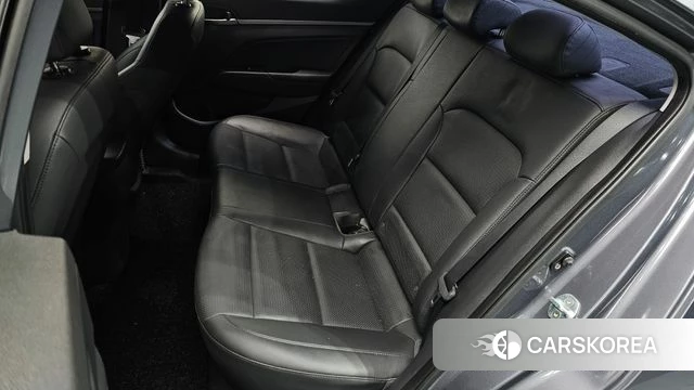 Hyundai Avante AD 2018 Серый из Кореи, фото 3