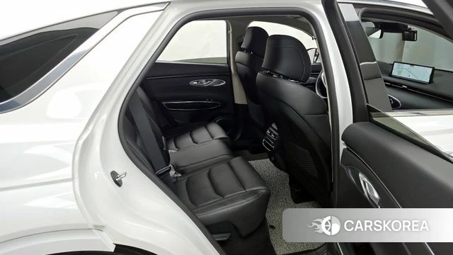 Genesis GV70 2022 Белый из Кореи, фото 3