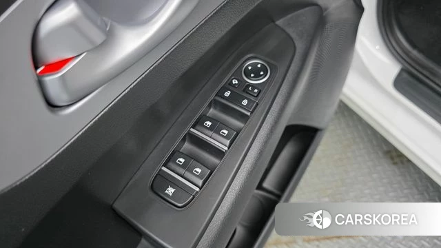 Kia The New K3 2nd generation 2022 Белый из Кореи, фото 3