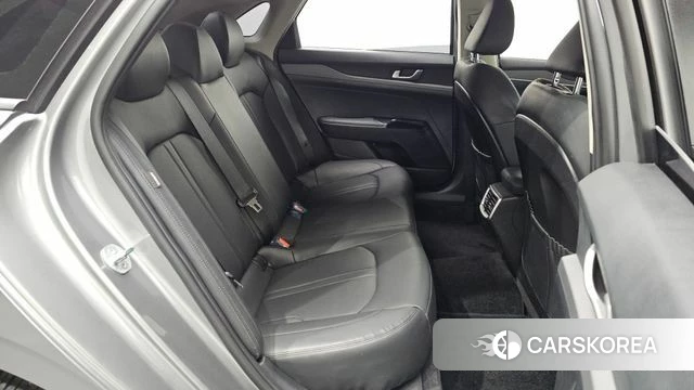 Kia K5 3rd generation 2022 Серебристо-серый из Кореи, фото 3