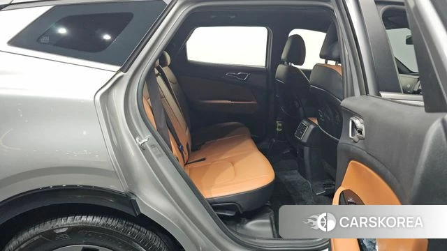 Kia Sportage 5th Generation 2022 Серебристо-серый из Кореи, фото 3