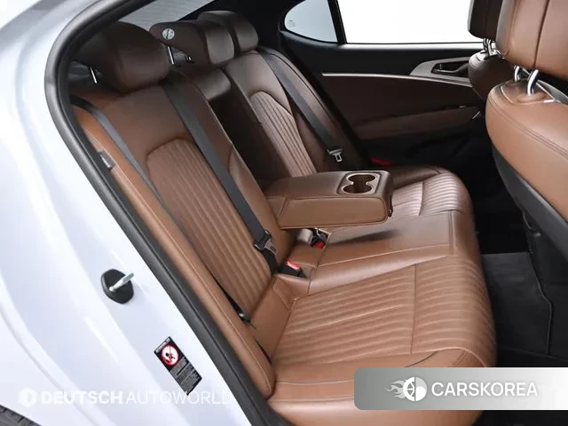 Genesis G70 2019 Серебристо-серый из Кореи, фото 3