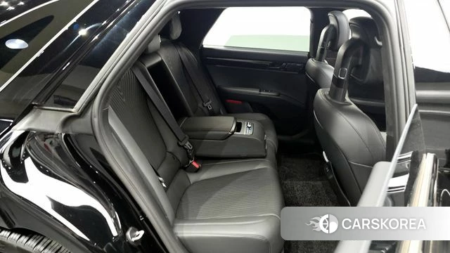 Hyundai Grandeur (GN7) 2023 Черный из Кореи, фото 3