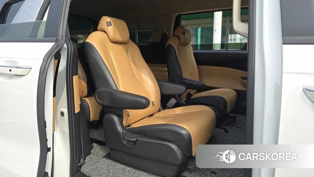 Kia Carnival 4th generation 2023 Белый из Кореи, фото 3