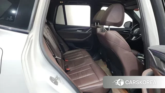 BMW iX3 2023 Белый из Кореи, фото 3