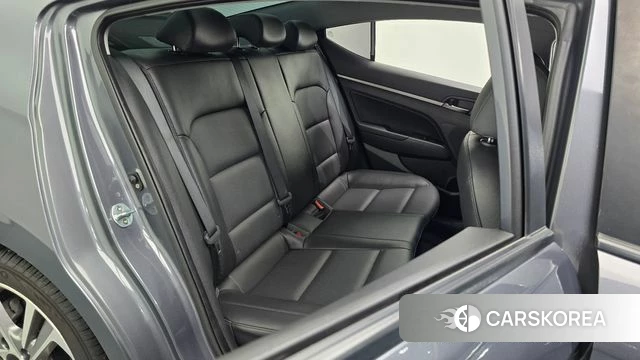 Hyundai Avante AD 2018 Серый из Кореи, фото 3