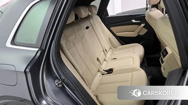 Audi Q5 (FY) 2023 Серый из Кореи, фото 3