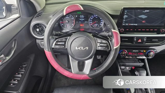 Kia The New K3 2nd generation 2021 Белый из Кореи, фото 3