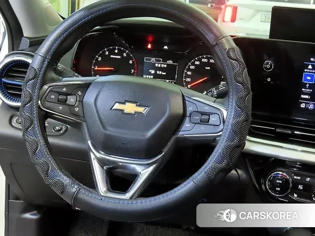 Chevrolet (GM Daewoo) Trax Crossover 2023 Белый из Кореи, фото 3