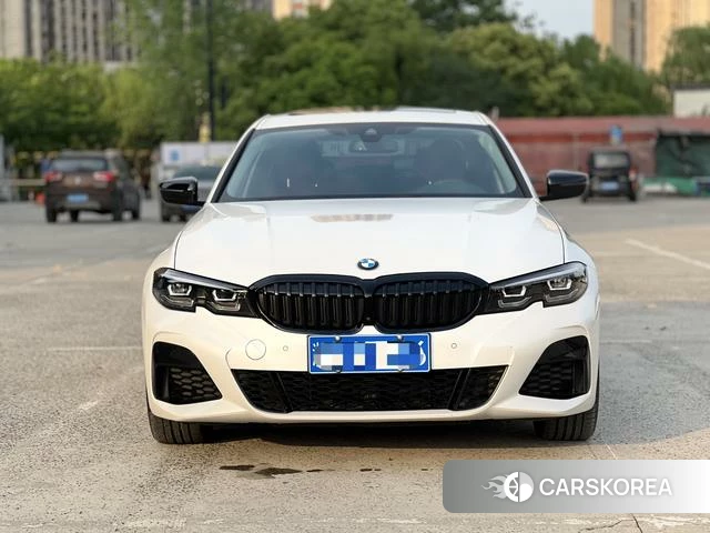 BMW 3 series 2022 Белый из Китая, фото 3