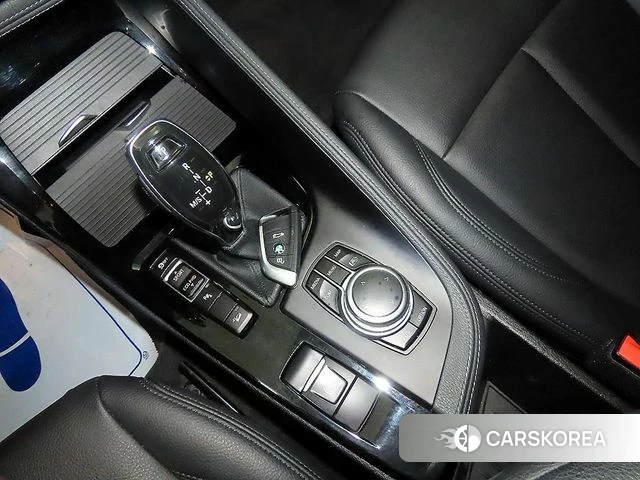 BMW X1 (F48) 2022 Белый из Кореи, фото 3