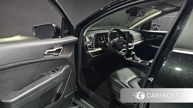 Kia Sportage 5th Generation 2023 Черный из Кореи, фото 3