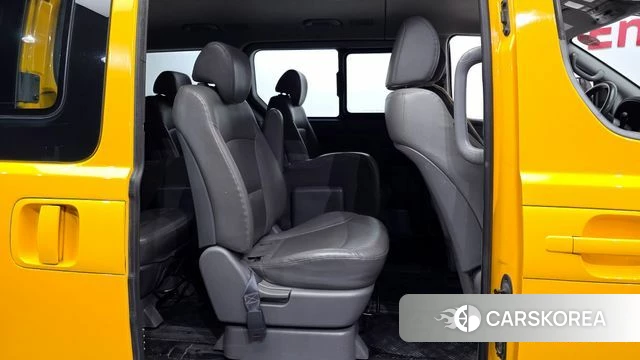 Hyundai The New Grand Starex 2018 Желтый из Кореи, фото 3