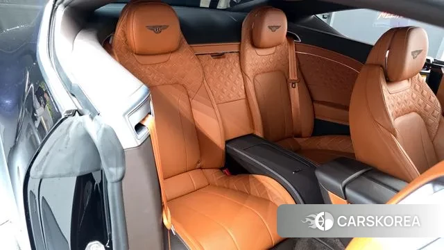 Bentley Continental GT 3rd Generation 2020 Черный из Кореи, фото 3