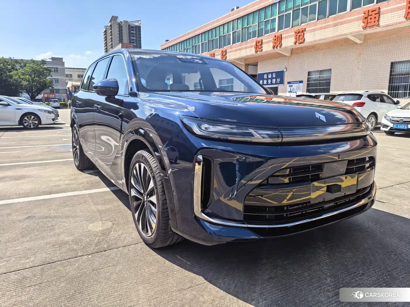 Huajing S 2026 Синий из Китая, фото 3