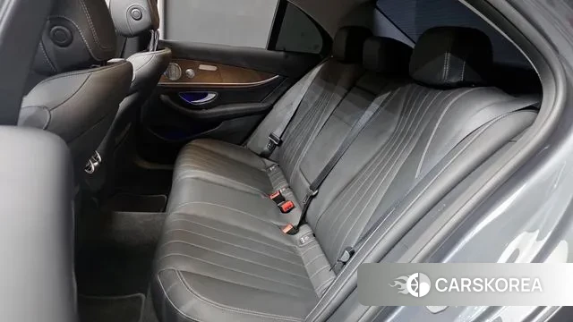 Mercedes-Benz E-Class W213 2020 Серый из Кореи, фото 3