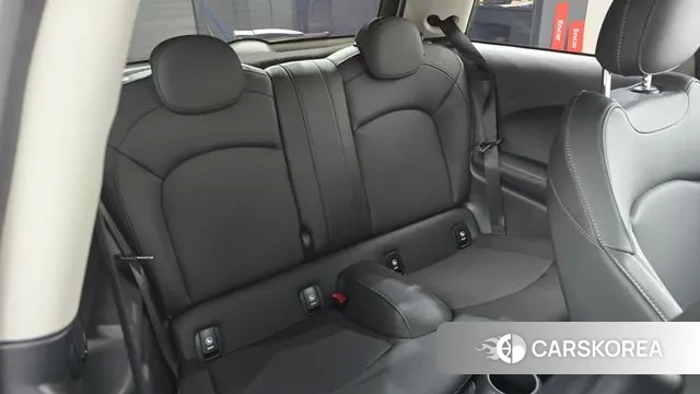 Mini Cooper 2024 Белый из Кореи, фото 3