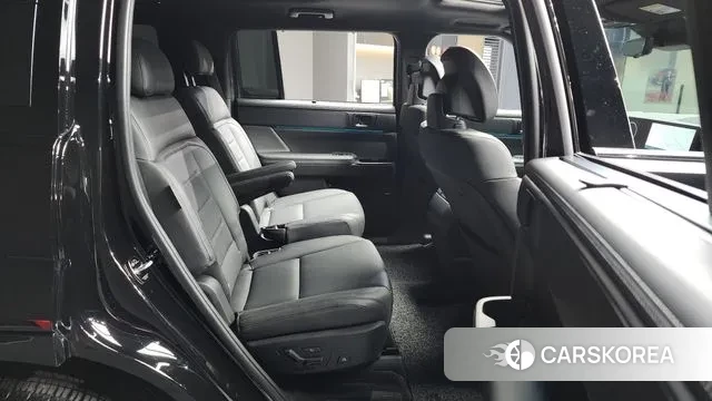 Hyundai Santa Fe (MX5) 2024 Черный из Кореи, фото 3