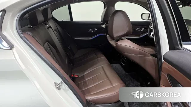 BMW 3 Series (G20) 2021 Белый из Кореи, фото 3