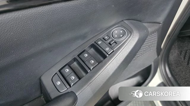 Kia Seltos 2019 Белый из Кореи, фото 3