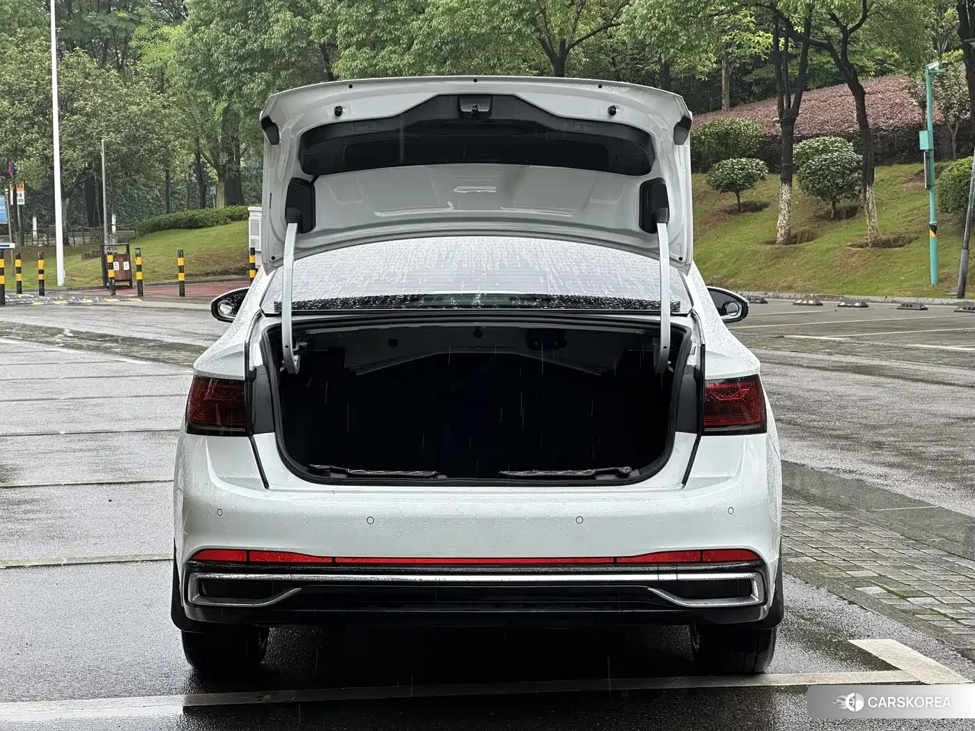 Volkswagen Sagitar 2023 Белый из Китая, фото 3