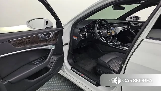 Audi A6 (C8) 2019 Белый из Кореи, фото 3