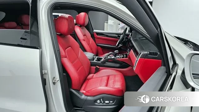 Porsche Cayenne (PO536) 2020 Серебряный из Кореи, фото 3