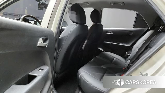 Kia Morning Urban (JA) 2023 Жемчужный цвет из Кореи, фото 3